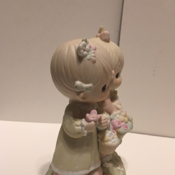 Precious Moments To My Favorite Friend 1985 - Picture 7 of 8